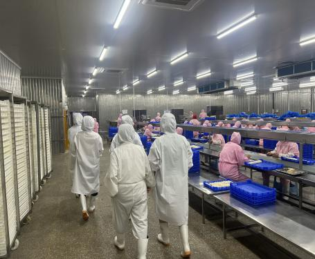 品管部组织三个单位车间品管召开质量会议