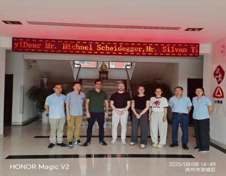 德国客户来访健达公司